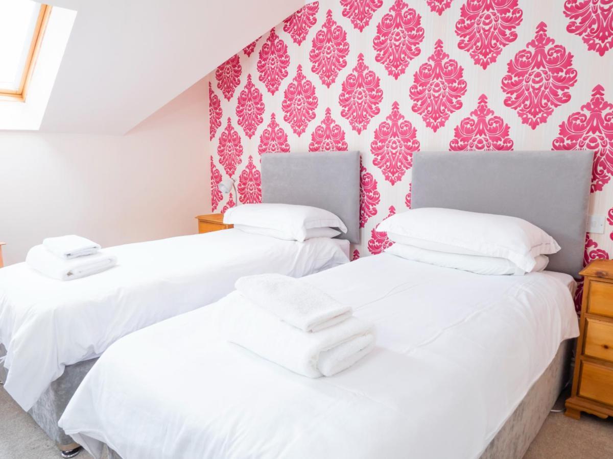 Ellingham Self-Catering Cottages Saint Peter Port Ngoại thất bức ảnh